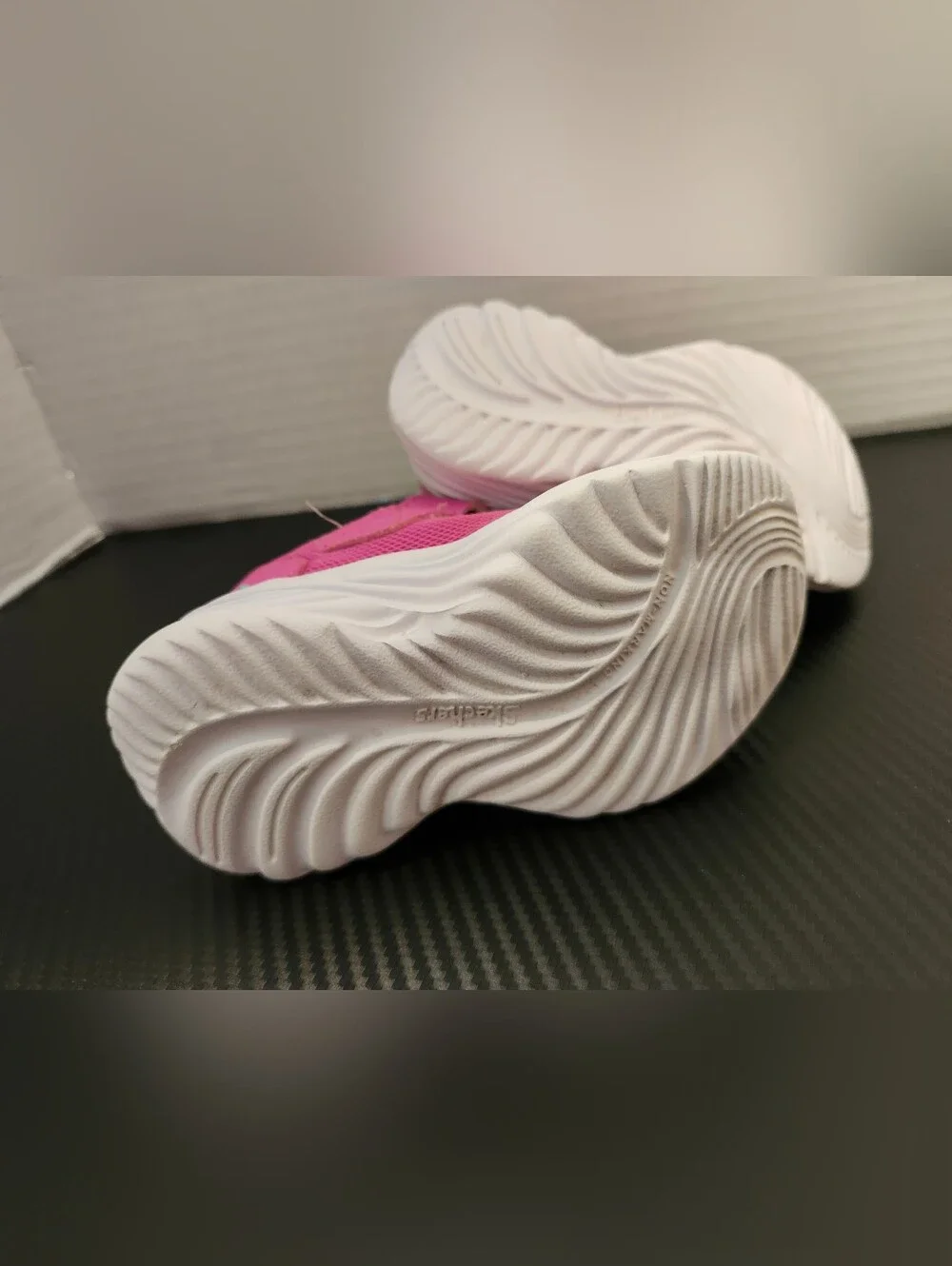 Skechers Pink Dreamy Dancers Slip-on Sneakers Kids Toddler SIZE 5